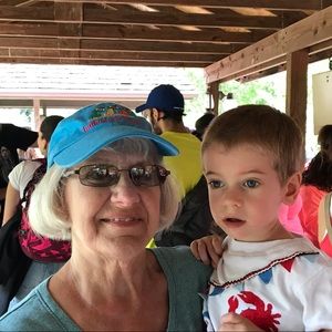 Meet your Posher, Sandra